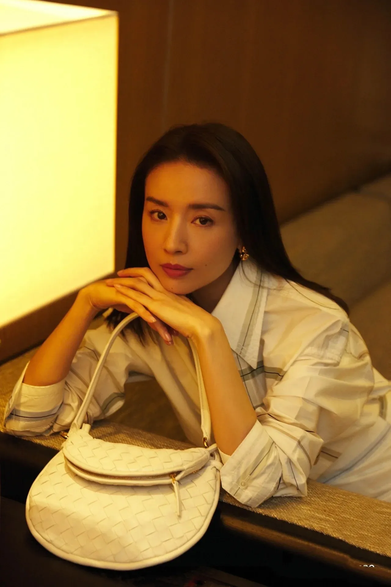#actordongjie attended with her 2024 early spring series and Gemelii handbags✔️